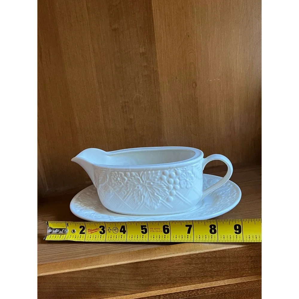 Mikasa English Countryside White Gravy Boat and Underplate Embossed Stoneware
